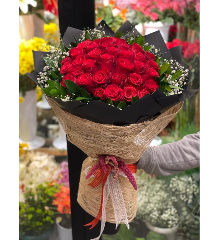 50 Kırmızı Gül Buketi