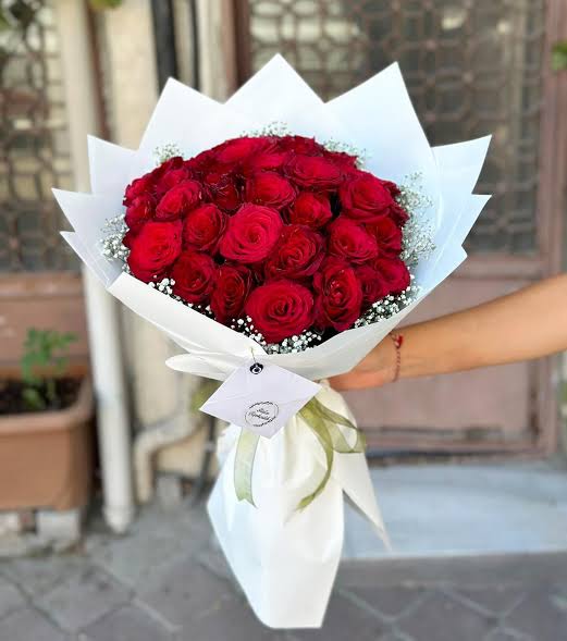 36 Kırmızı Gül Buketi